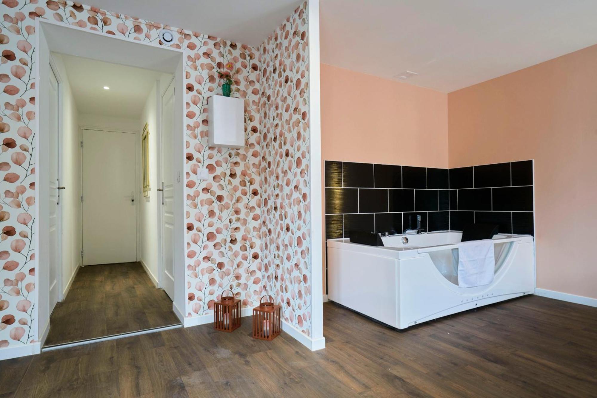Ng Prestige L Lille L Tourcoing - Bouvines Balneo Appartement Buitenkant foto